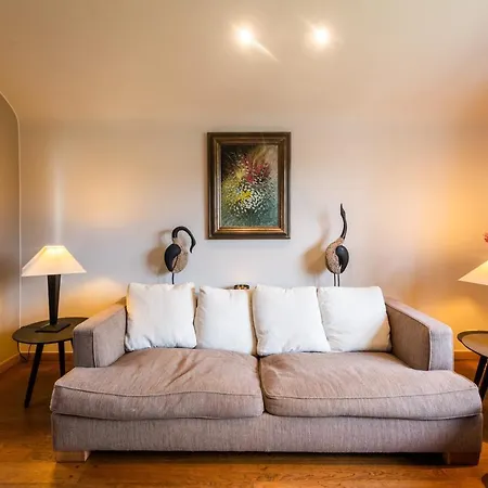 Casa Newport Villa *